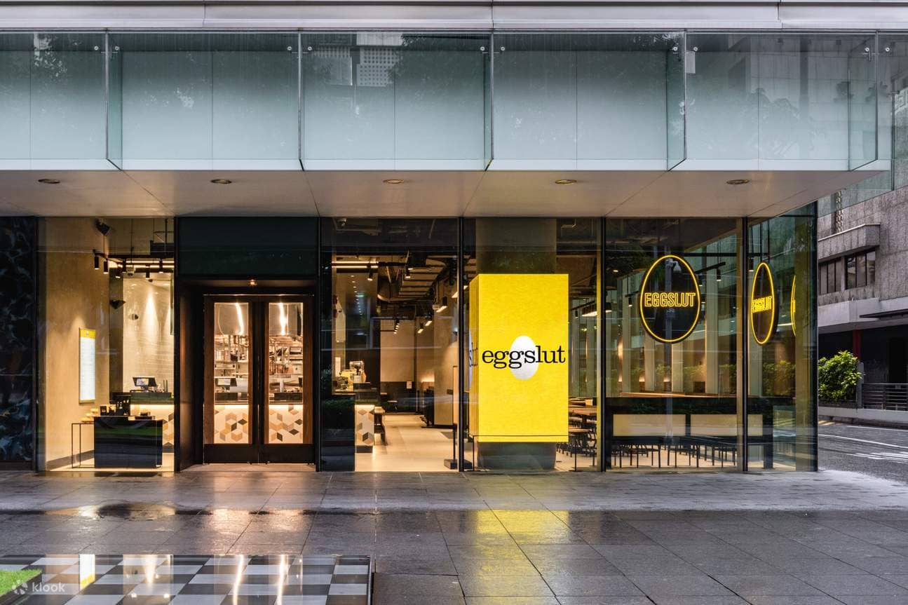 A famoud brand Eggslut with location in Sigapore