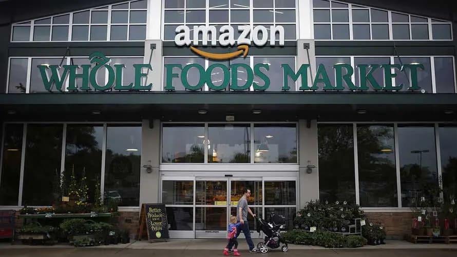 Amazon mua lại Whole Foods (2017)